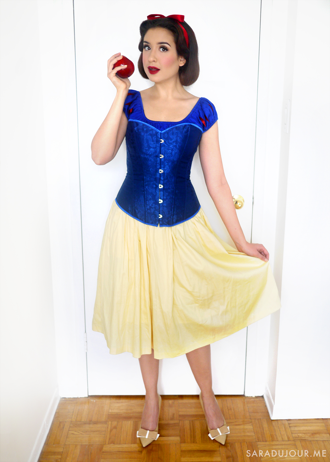 Snow White Halloween Costume | Sara du Jour