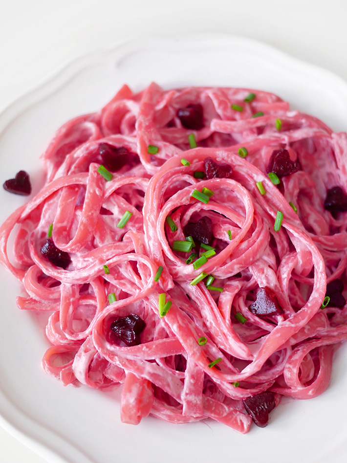 Vegan Valentine's Day Pink Pasta | Sara du Jour 