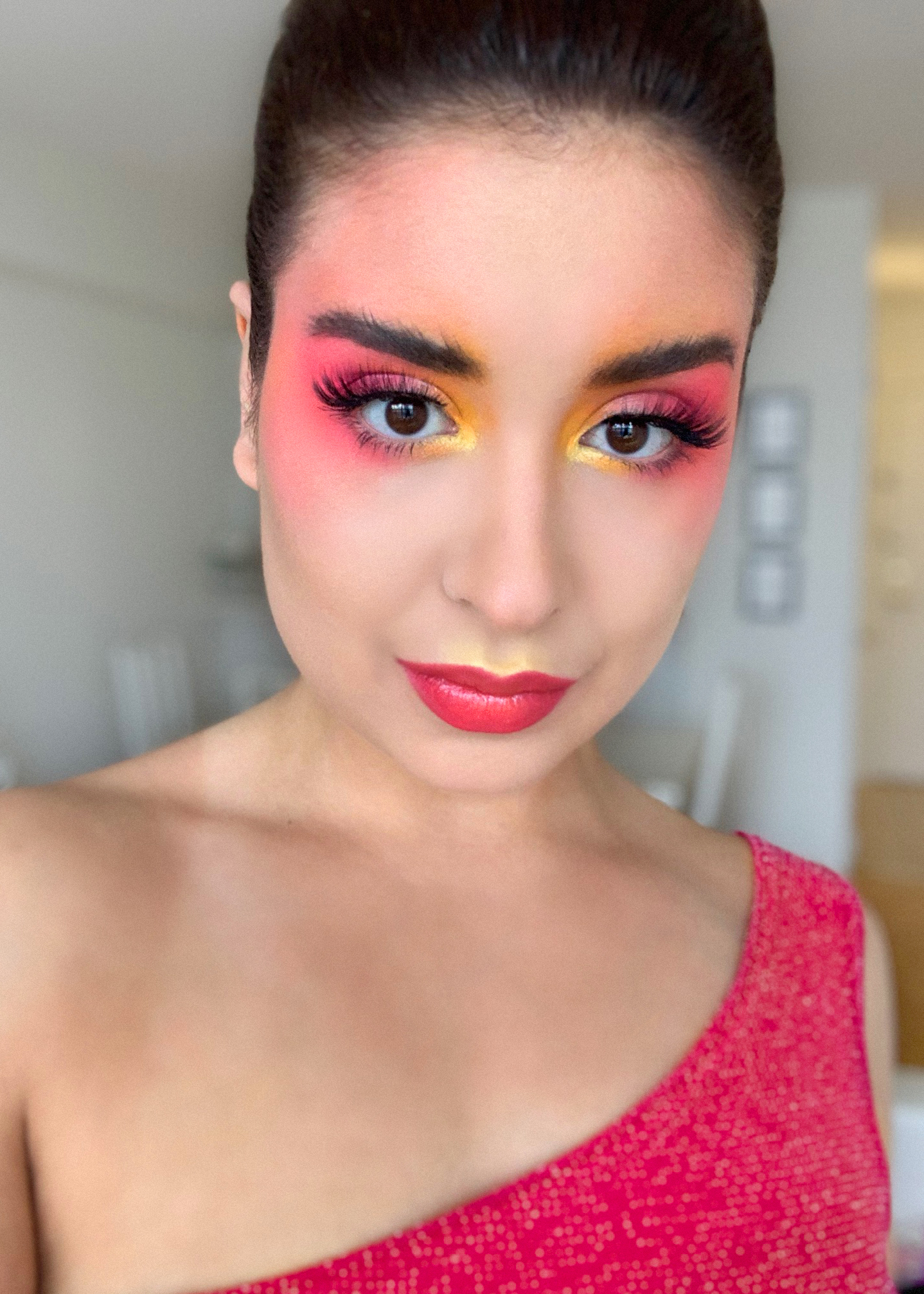 Huda Neon Palette Makeup Look | Sara du Jour